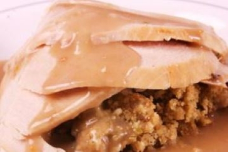 Sliced Roast Turkey & Gravy – 3 lb Pan – FROZEN